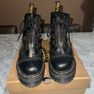 Dr.Martens Boots